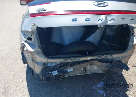 2021 Hyundai Sonata Se z USA, uszkodzony, nr VIN 5NPEG4JA0MH068713